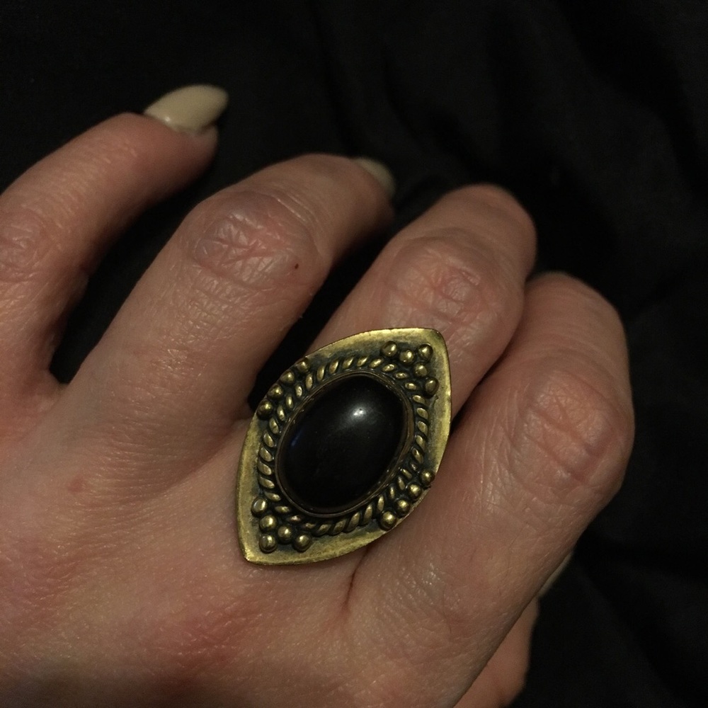 Vintage onyx brass ring